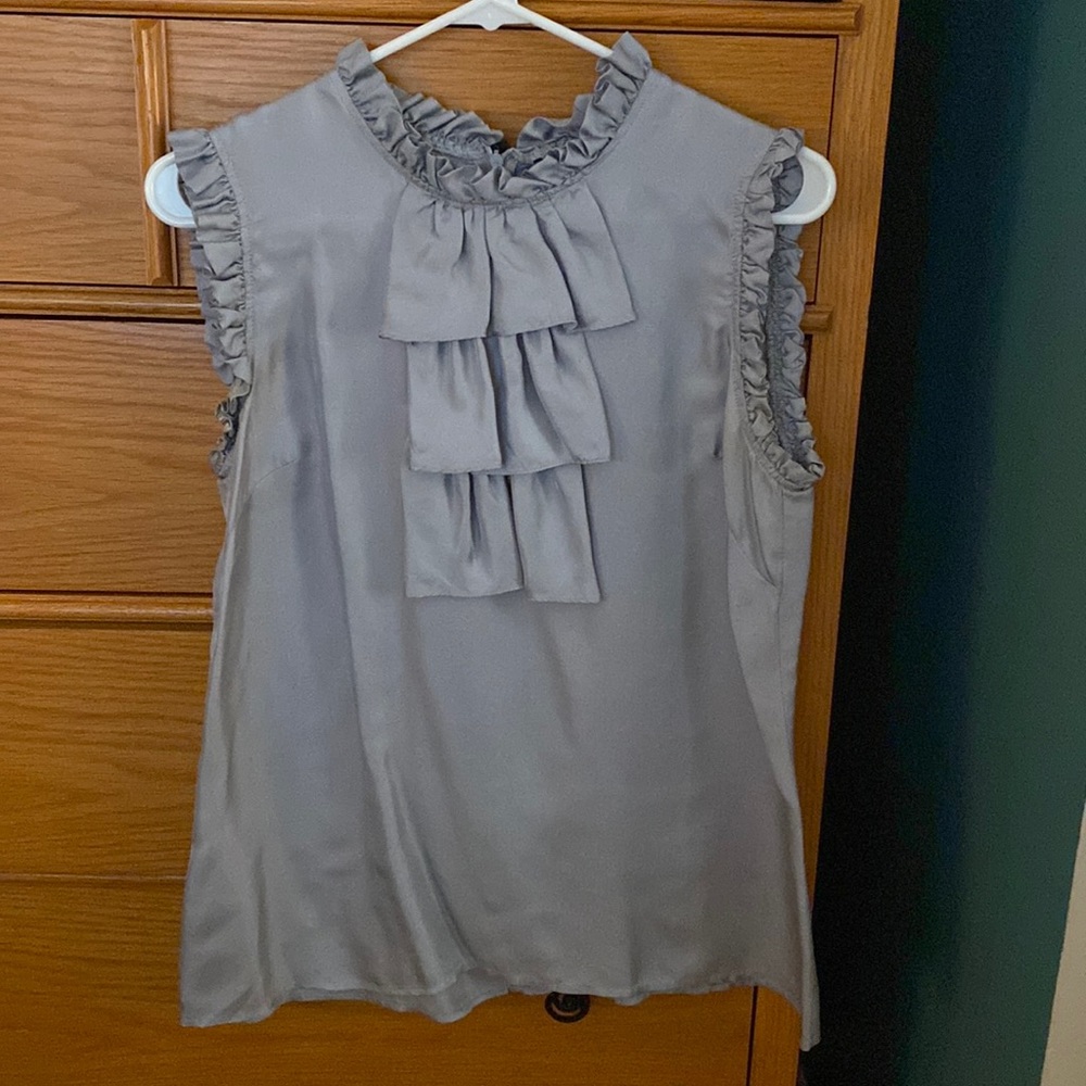Grey tank. Sz Med